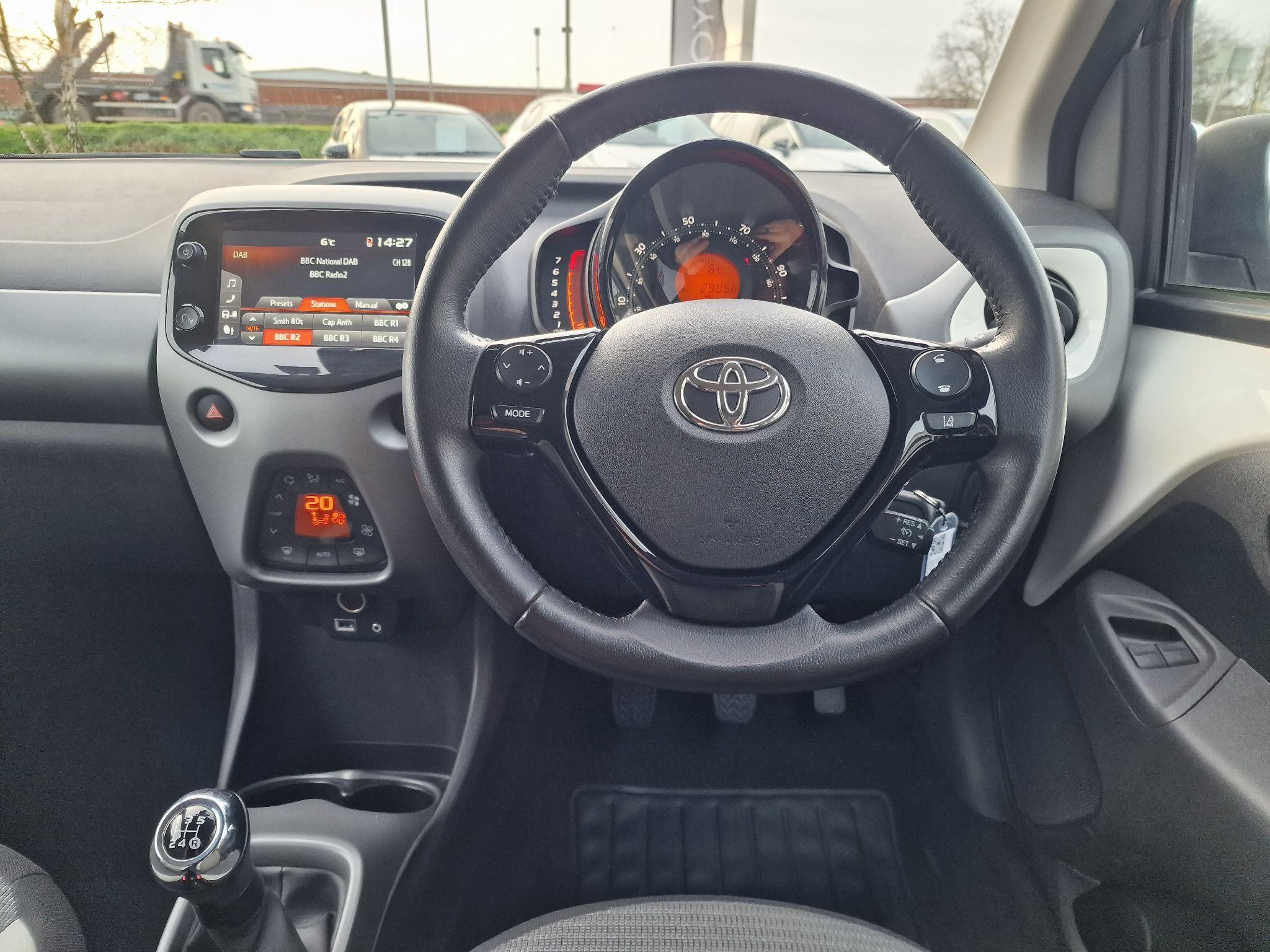 Toyota Aygo Image 8