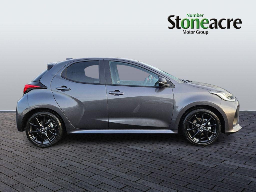 Mazda2 HYBRID Image 2