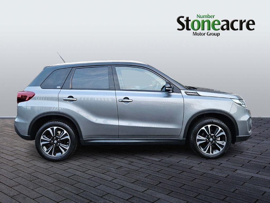 Suzuki Vitara Image 2