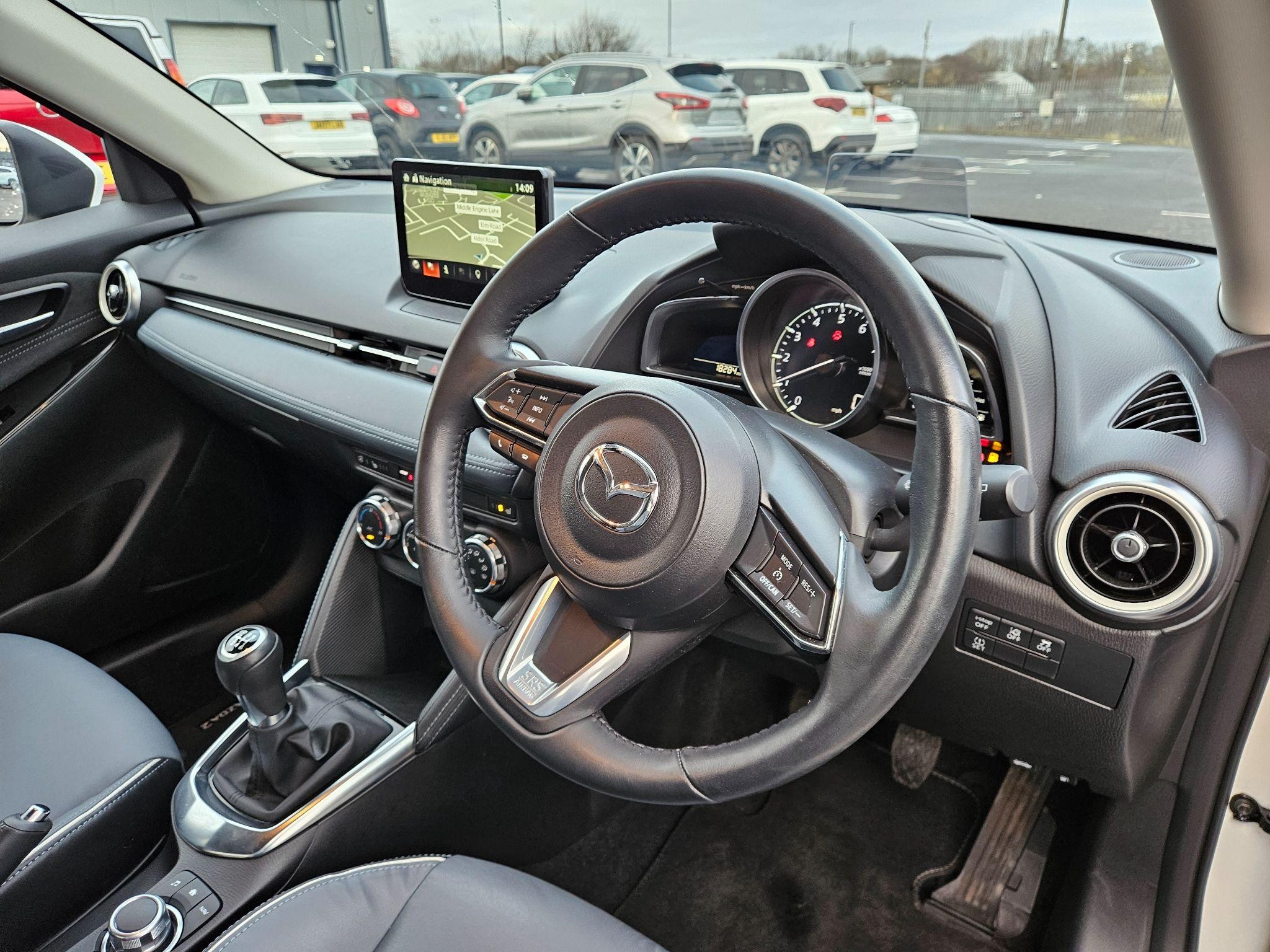 Mazda2 Image 11