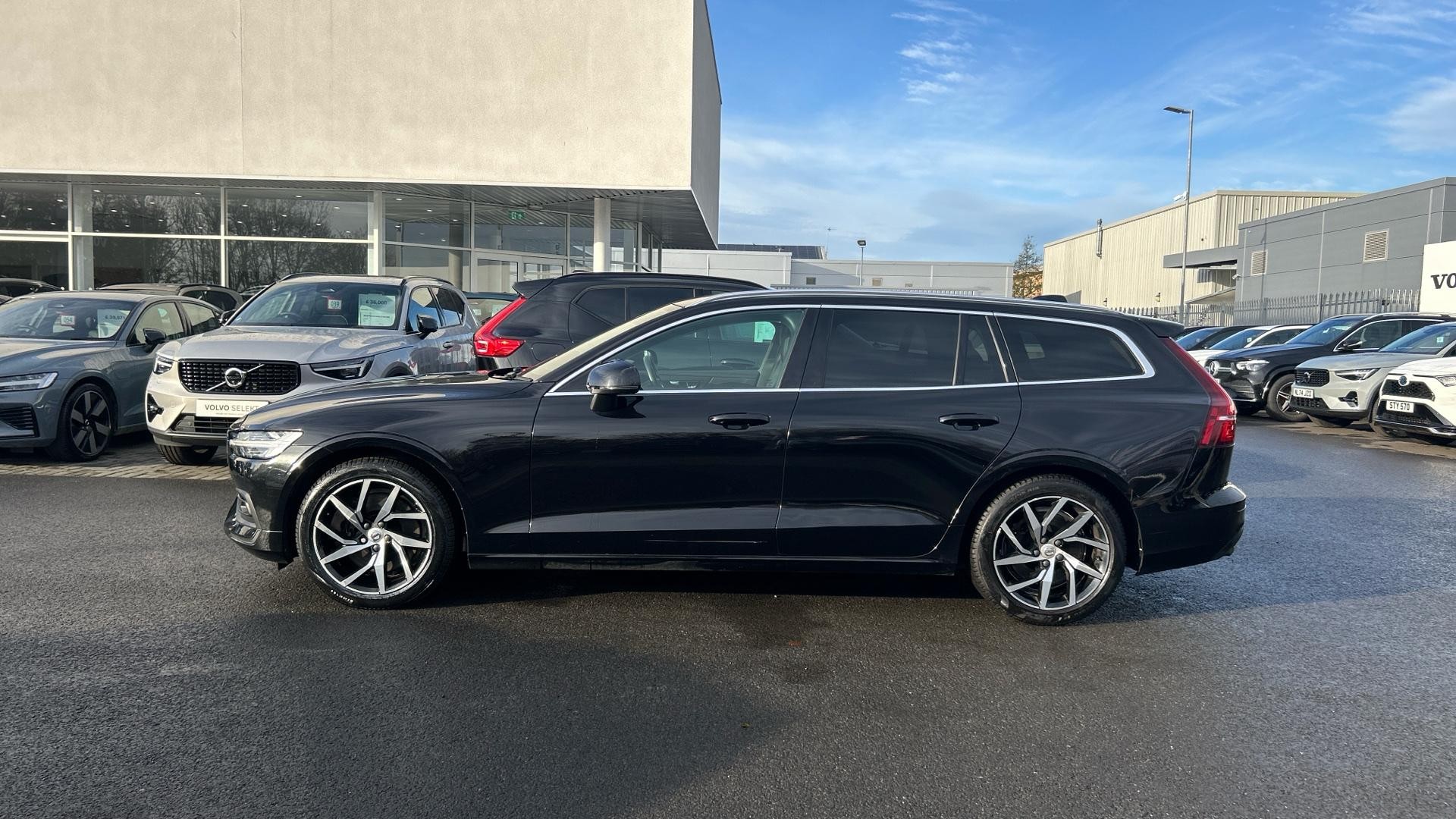 Volvo V60 Image 8