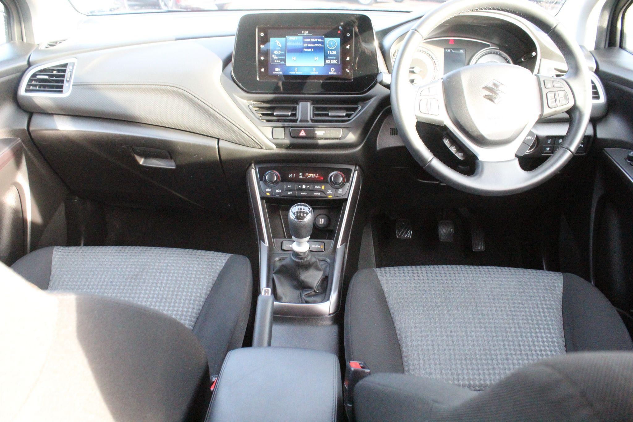 Suzuki SX4 S-Cross Image 12