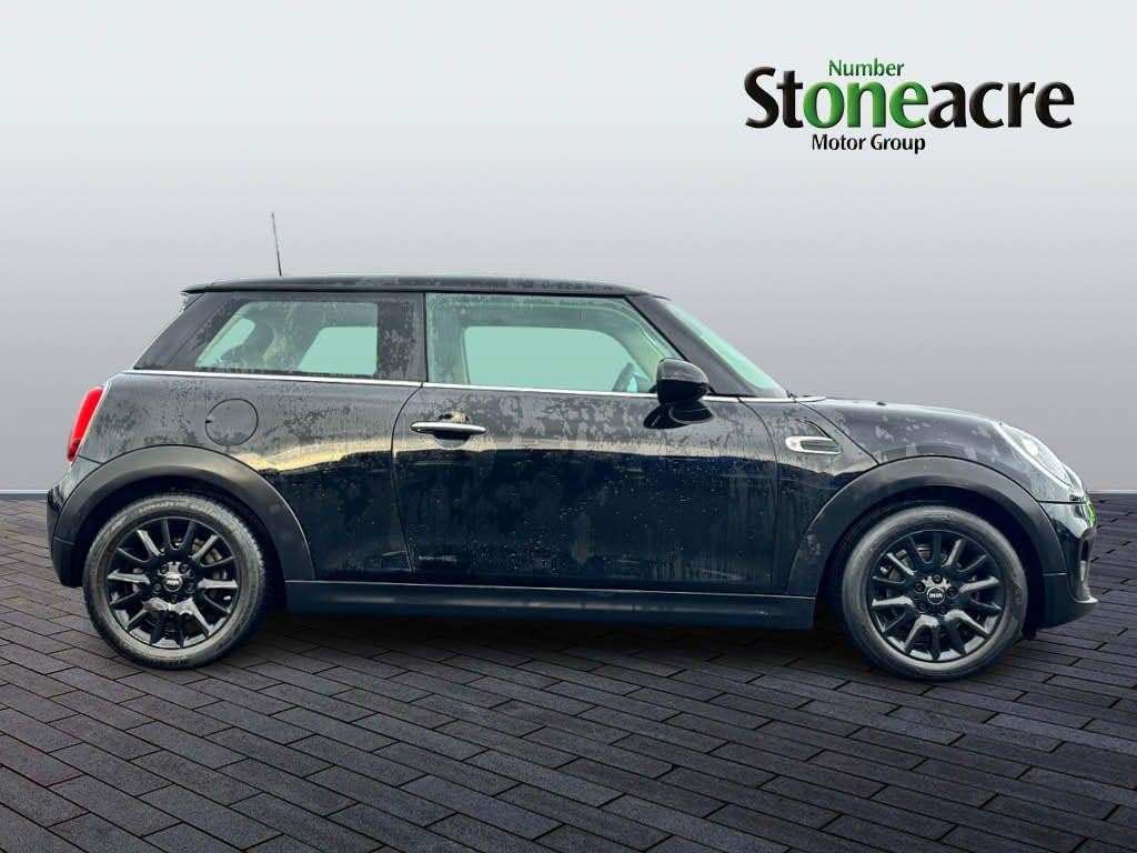 MINI Hatch Image 2