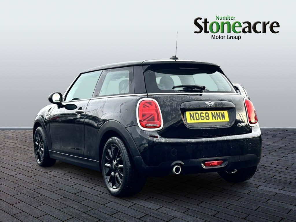 MINI Hatch Image 5