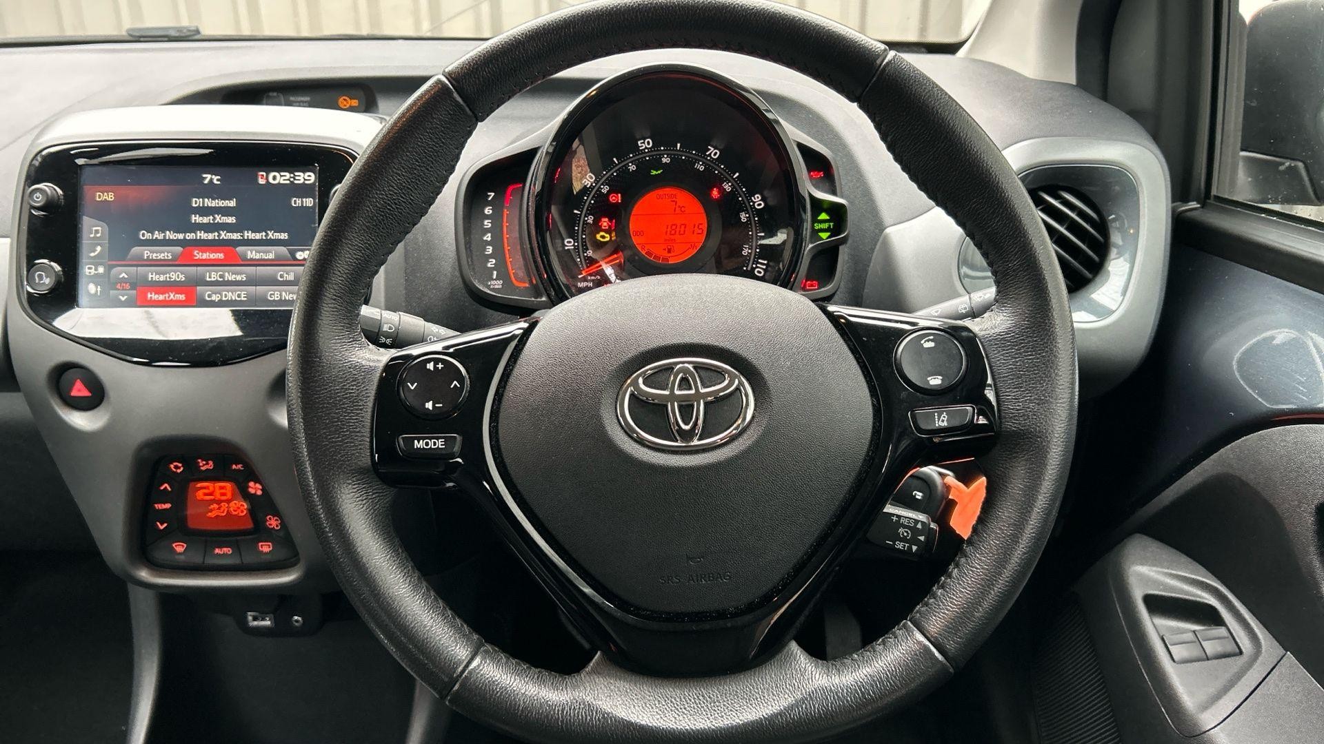 Toyota Aygo Image 14