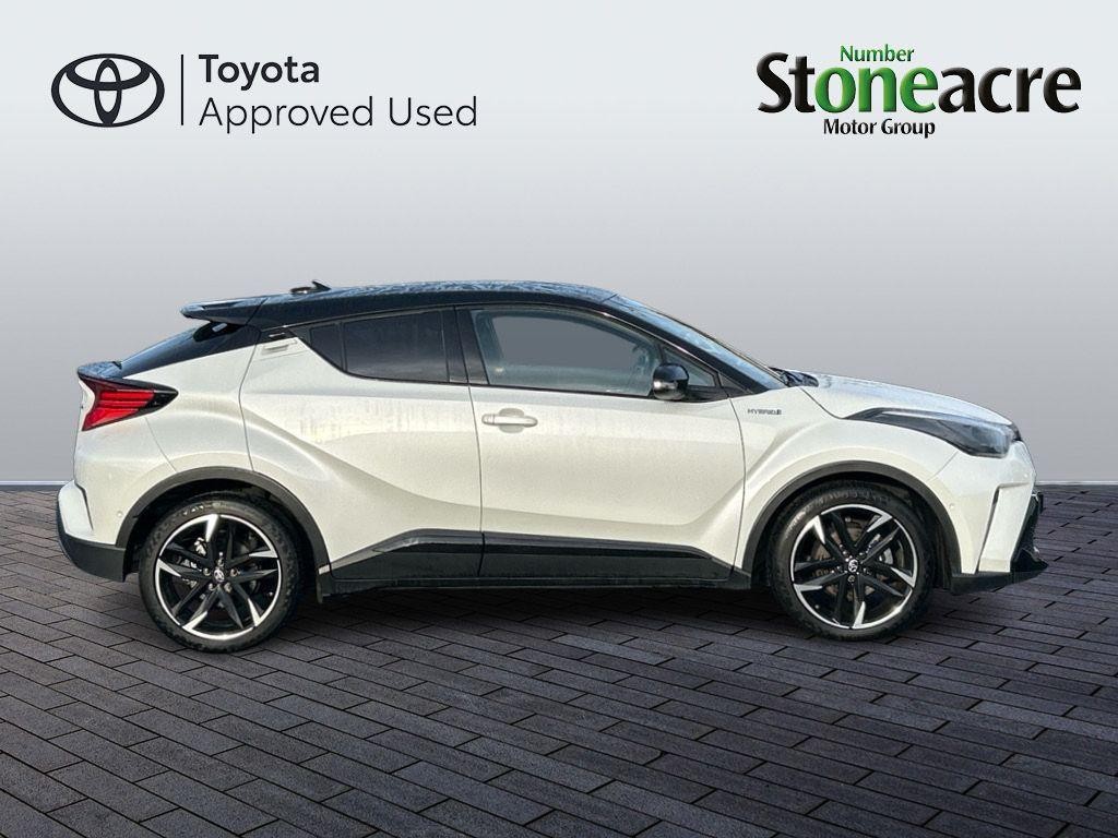 Toyota C-HR Image 4