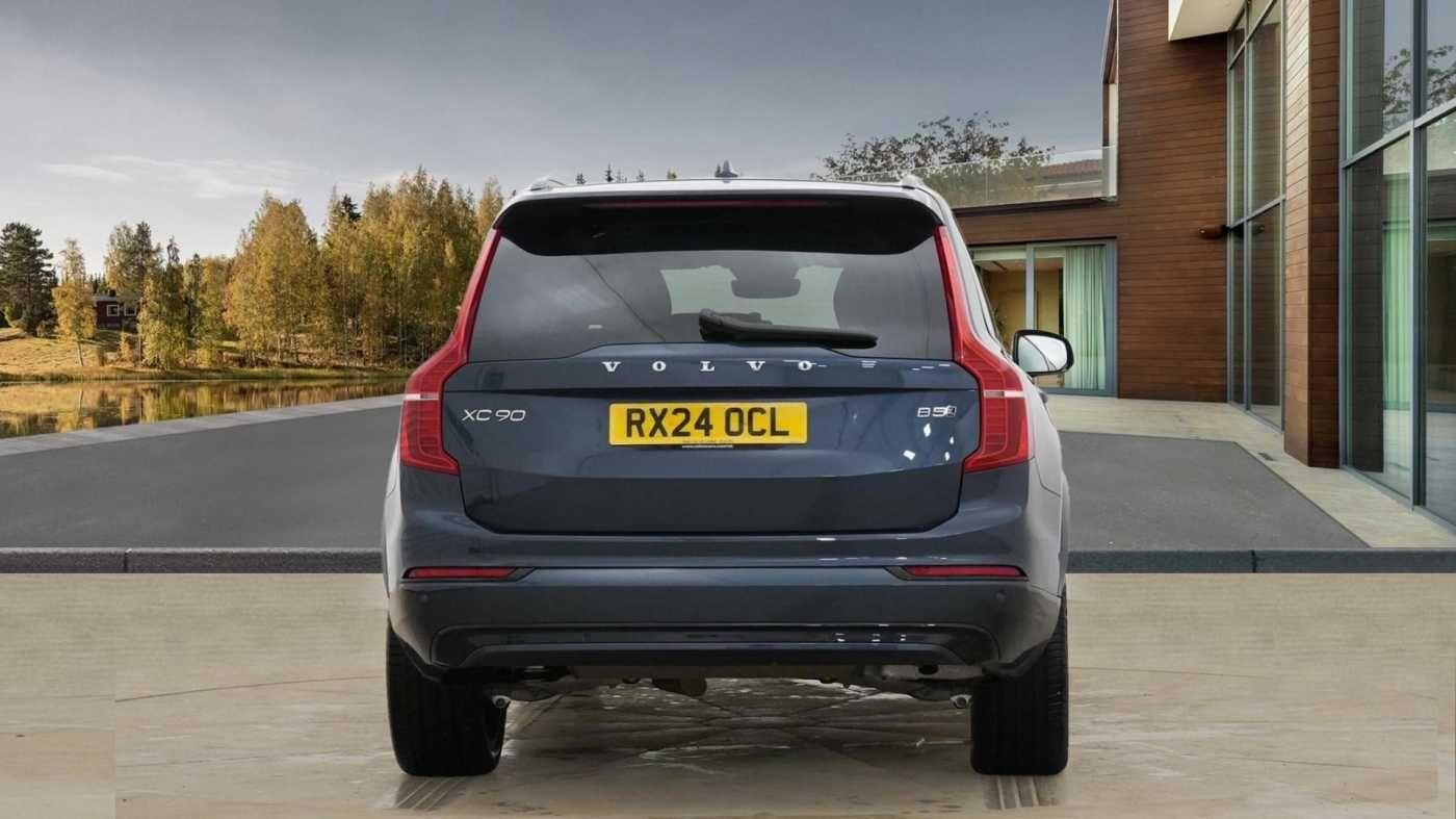 Volvo XC90 Image 4