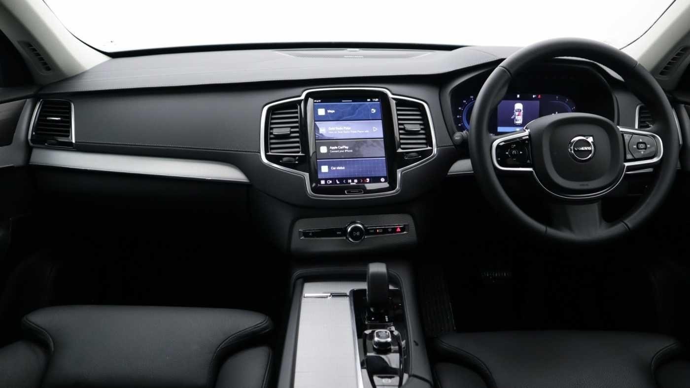 Volvo XC90 Image 10