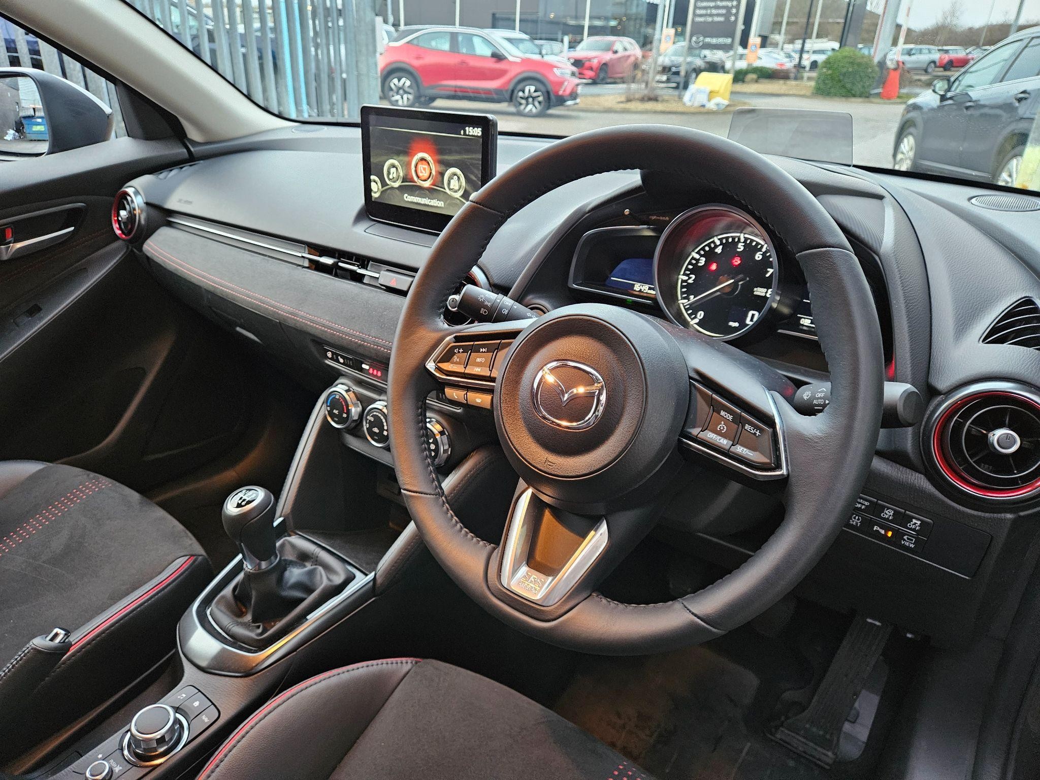 Mazda2 Image 11