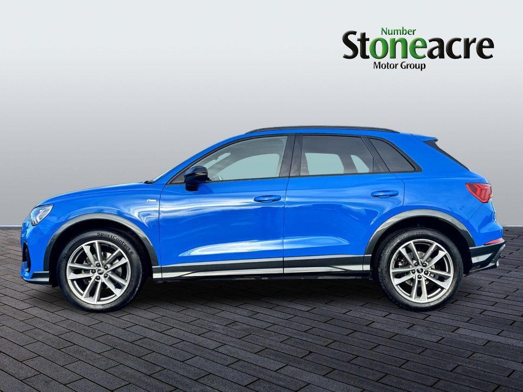 Audi Q3 Image 6