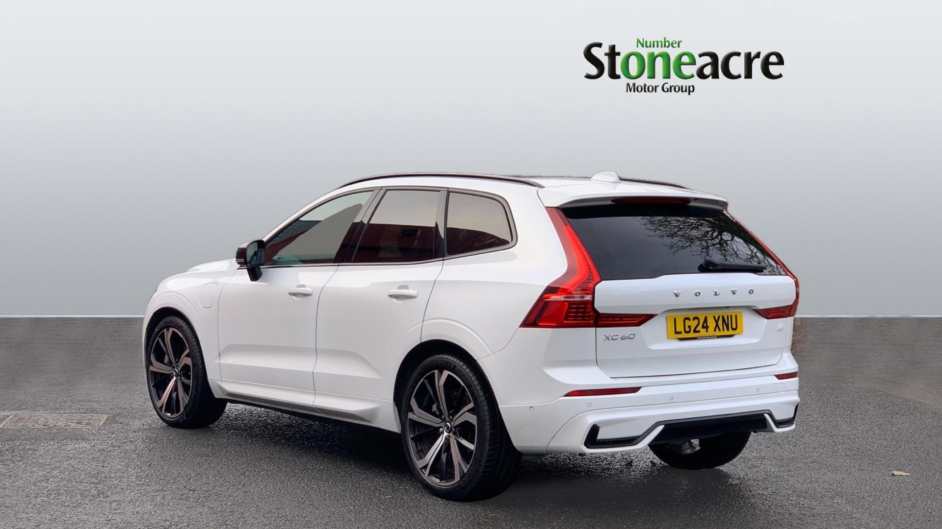 Volvo XC60 Image 2