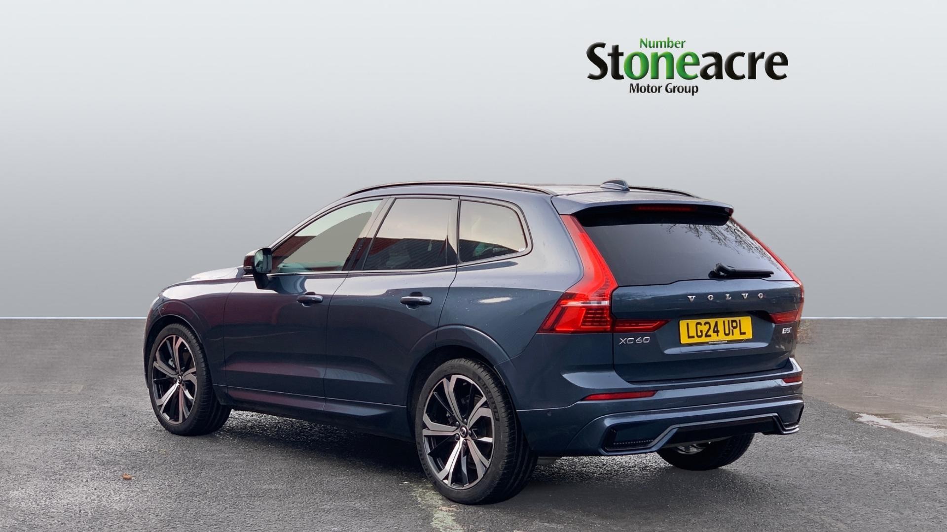 Volvo XC60 Image 2