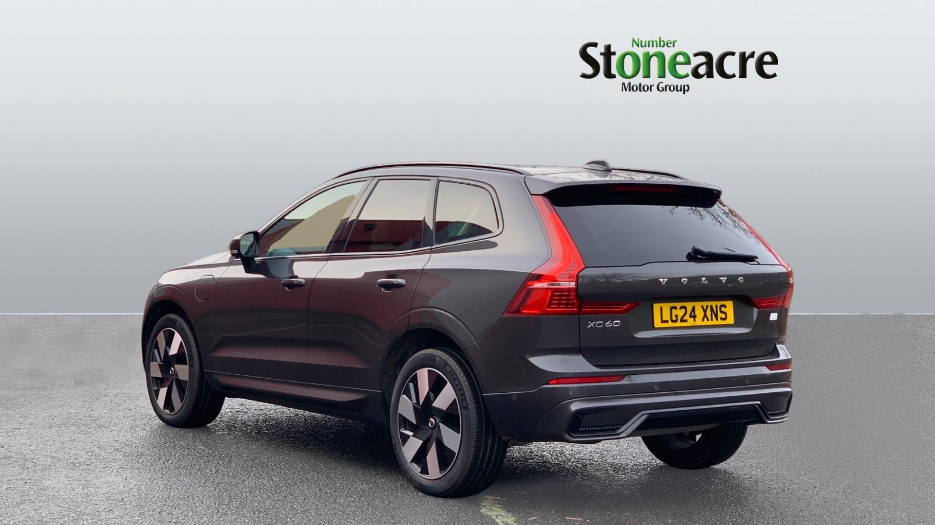 Volvo XC60 Image 2