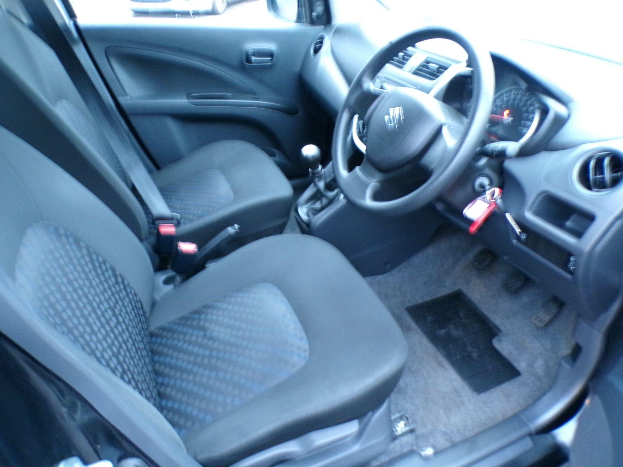 Suzuki Celerio Image 10