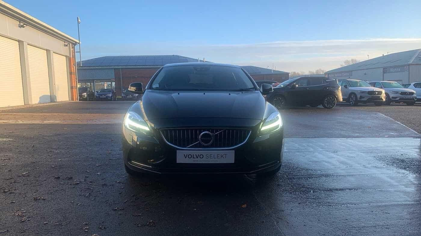 Volvo V40 Image 13