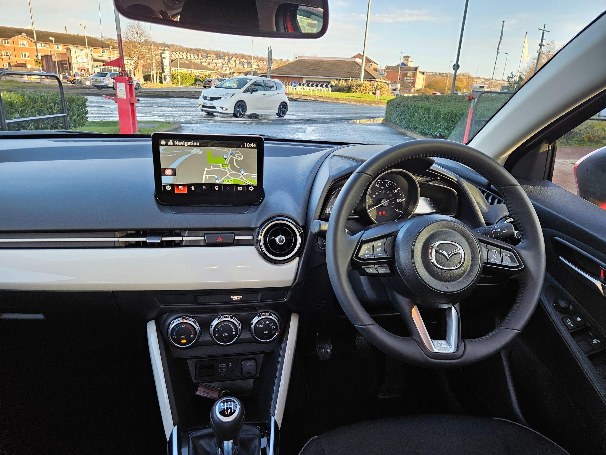 Mazda2 Image 12