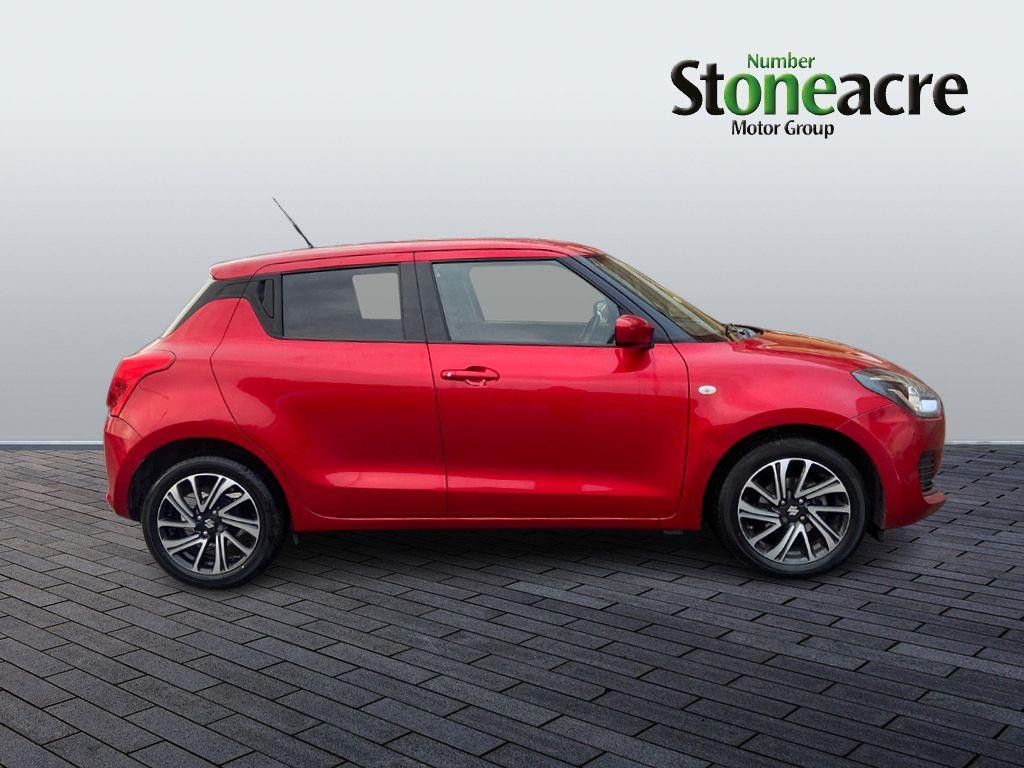 Suzuki Swift Image 2