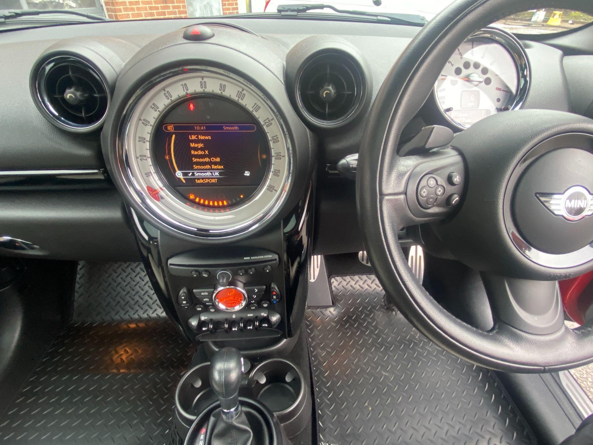 MINI Paceman Image 14