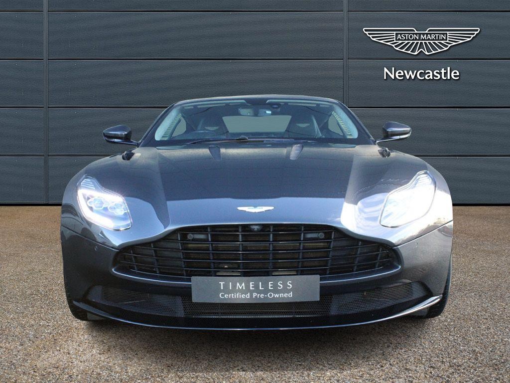 Aston Martin DB11 Image 7