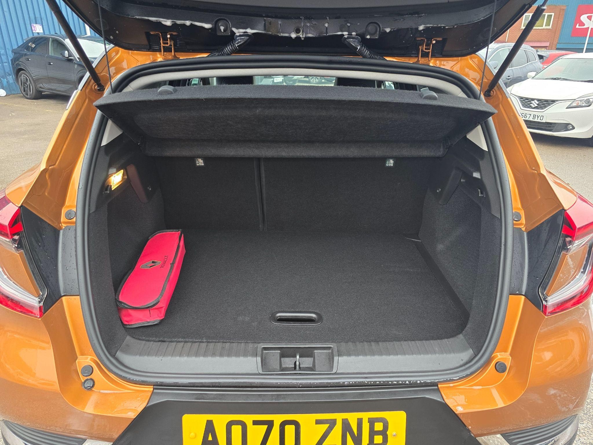 Renault Captur Image 10