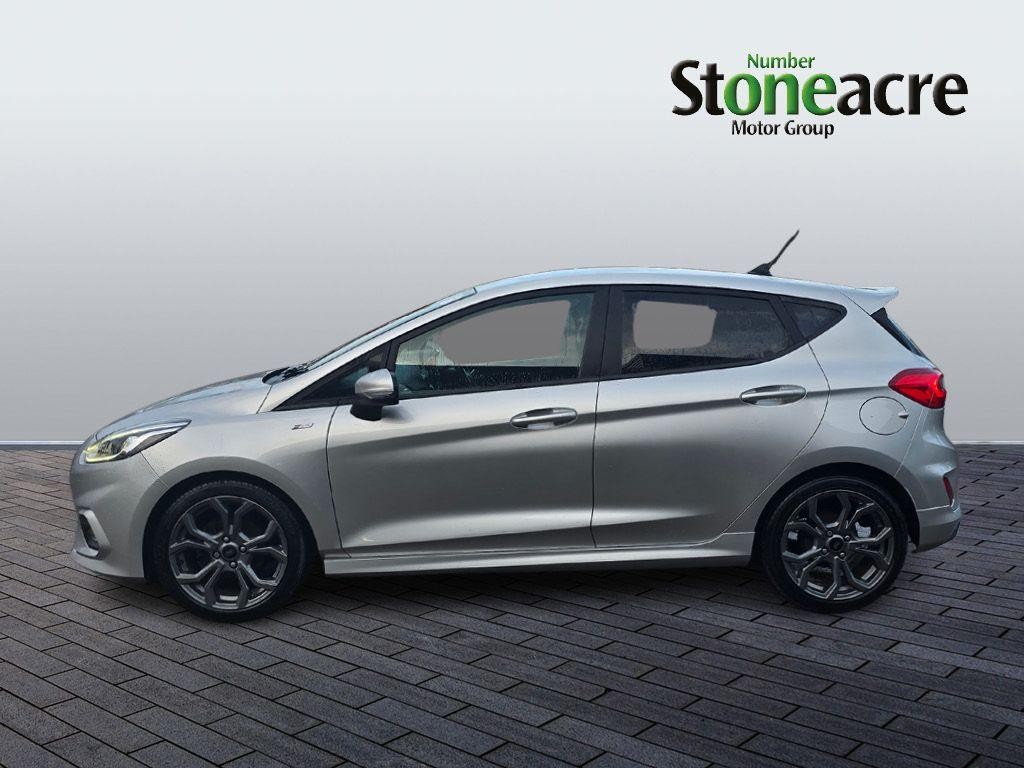 Ford Fiesta Image 6