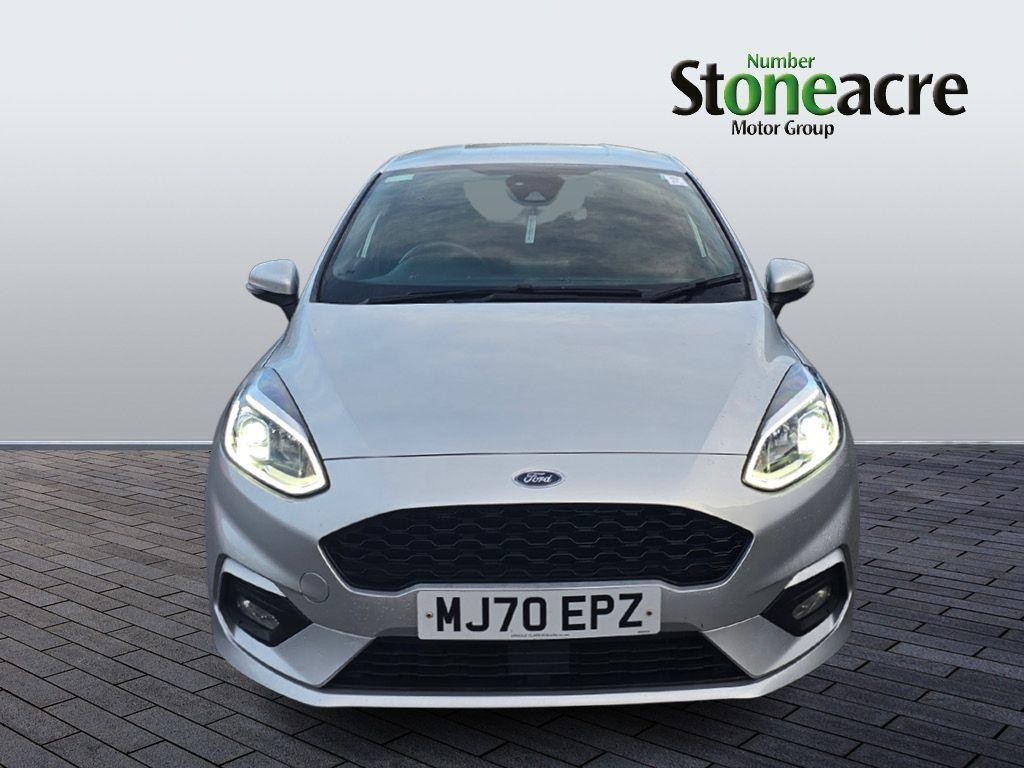 Ford Fiesta Image 8