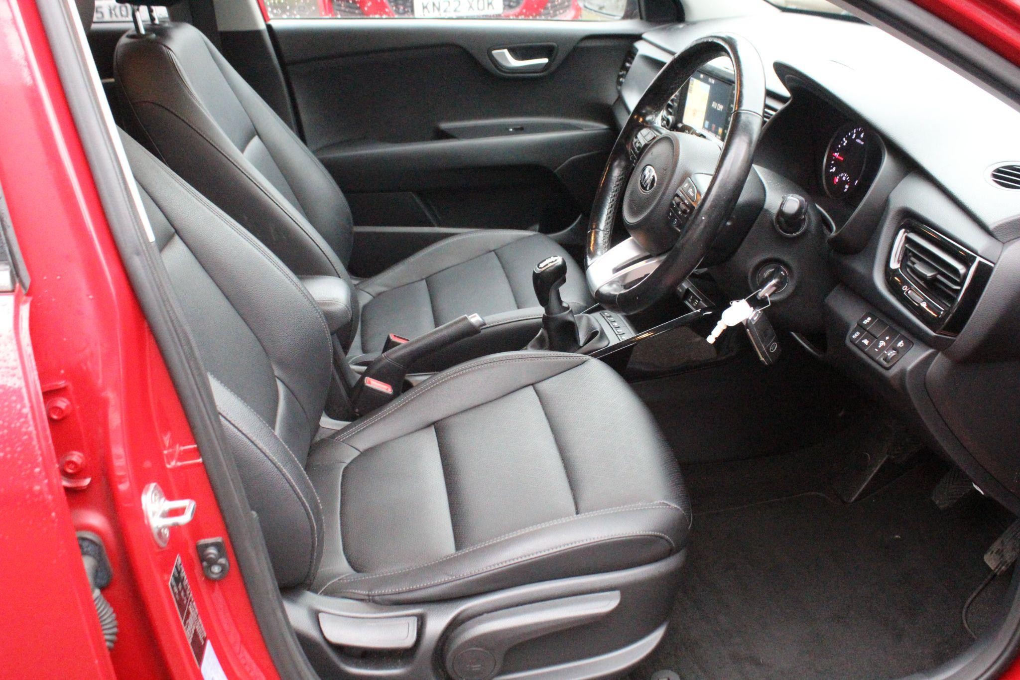 Kia Rio Image 12