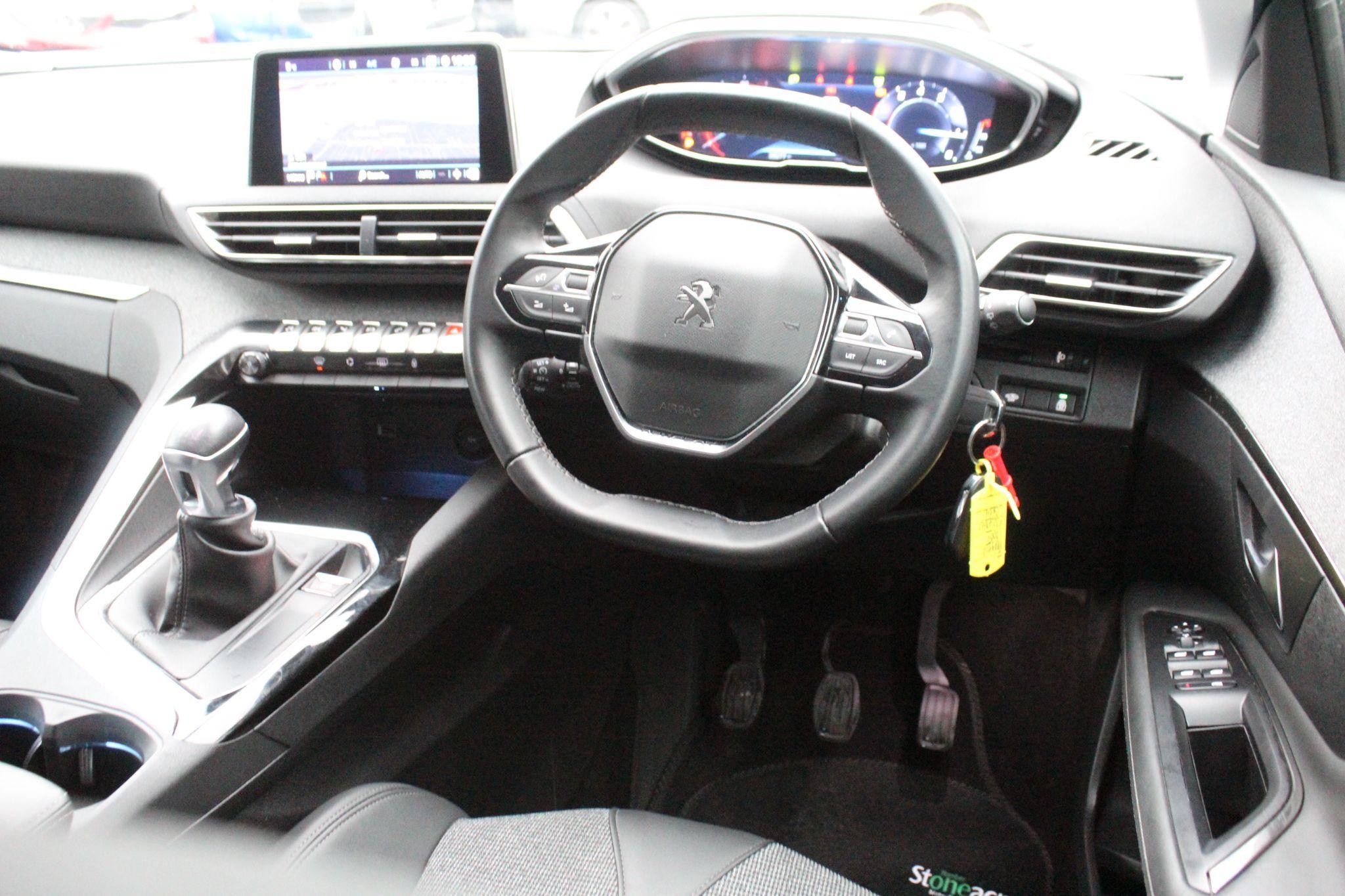 Peugeot 3008 Image 15