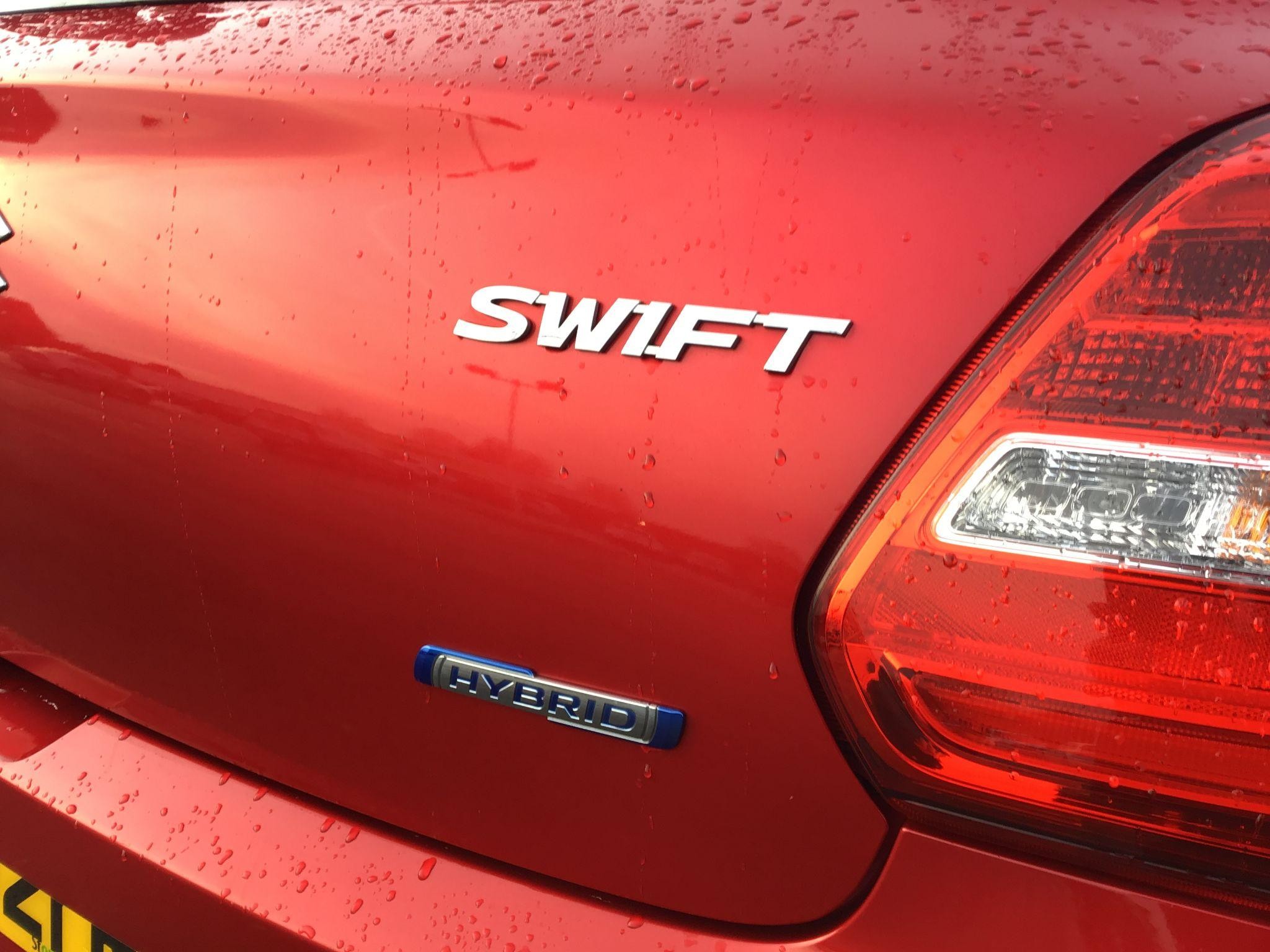 Suzuki Swift Image 35