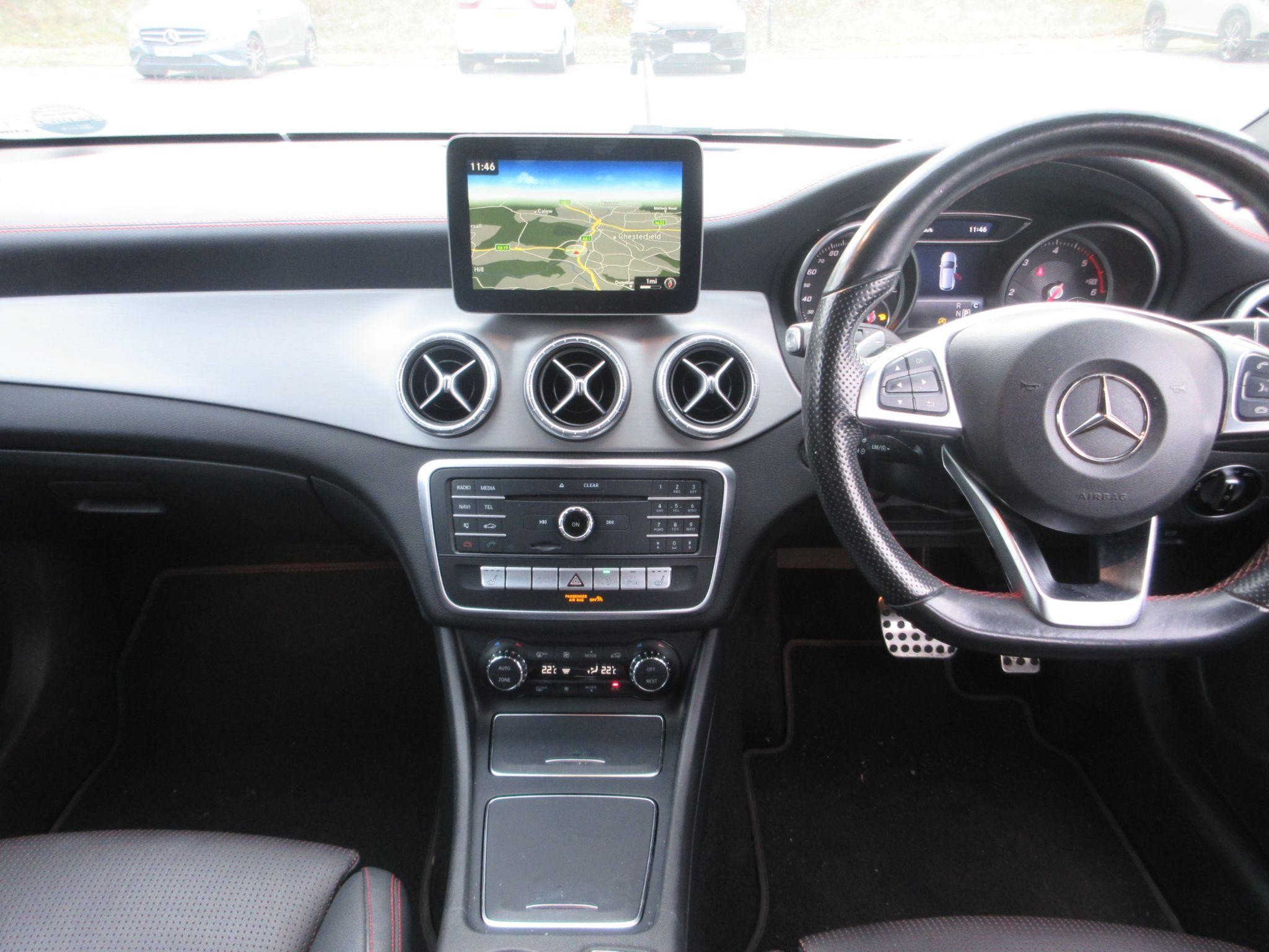 Mercedes-Benz CLA Image 19