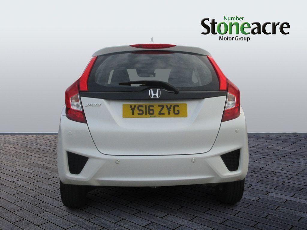 Honda Jazz Image 4