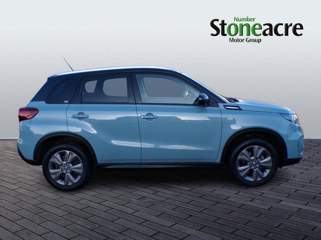 Suzuki Vitara Image 2