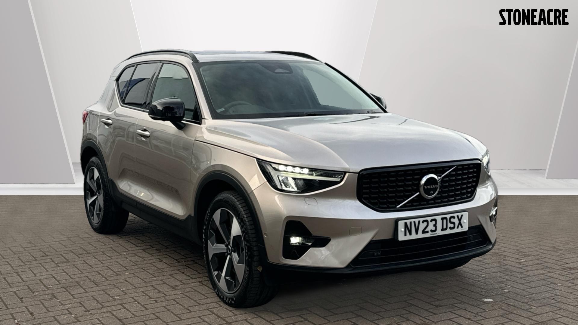 Volvo XC40 Image 1