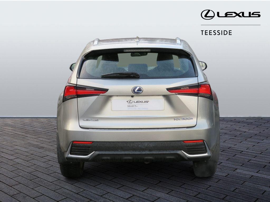 Lexus NX Image 6