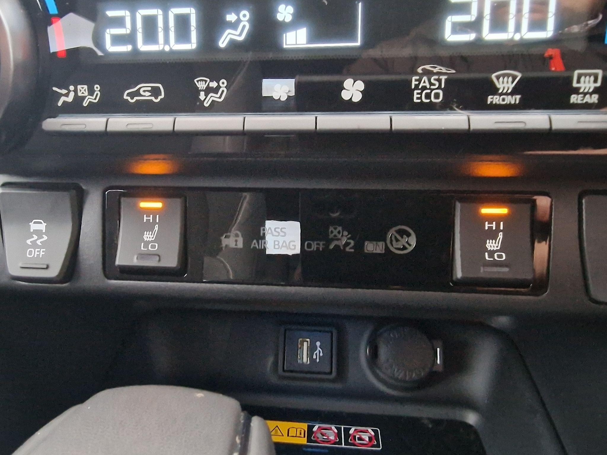 Toyota RAV4 Image 23