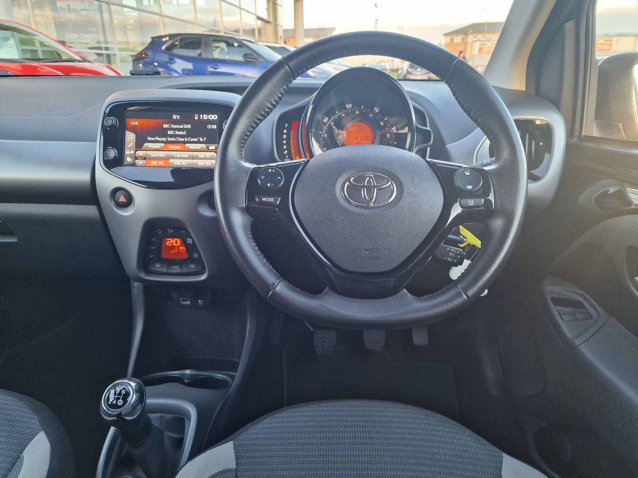 Toyota Aygo Image 8