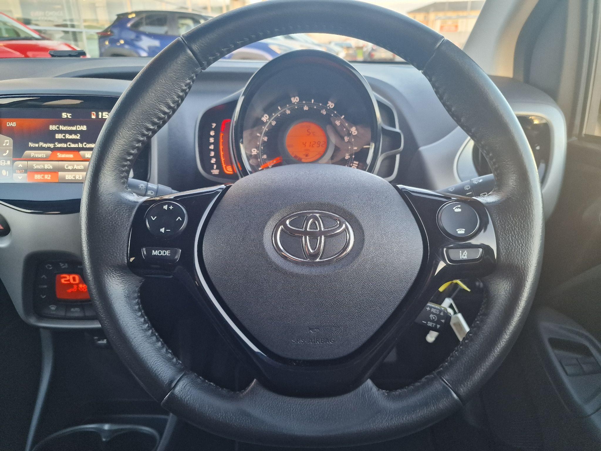 Toyota Aygo Image 10