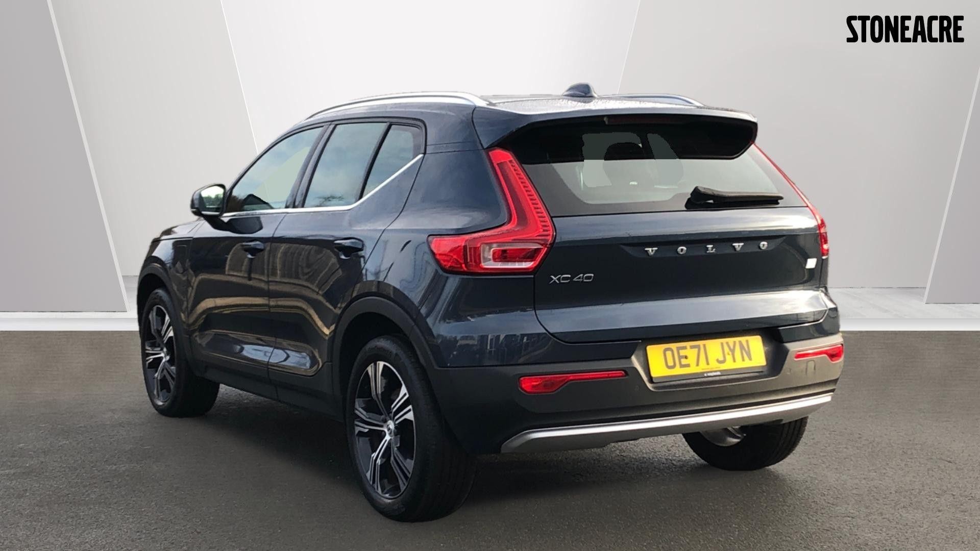 Volvo XC40 Image 2