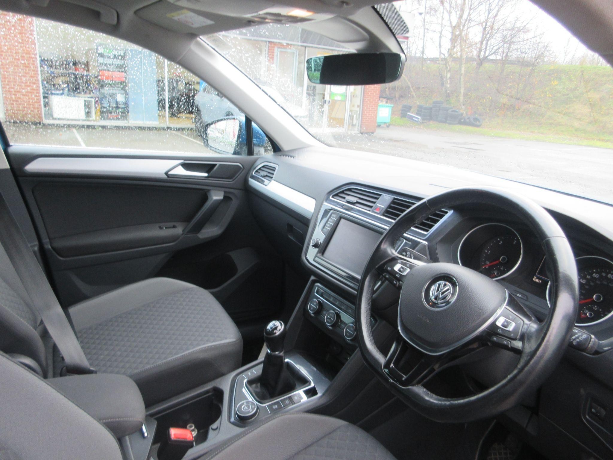 Volkswagen Tiguan Image 14