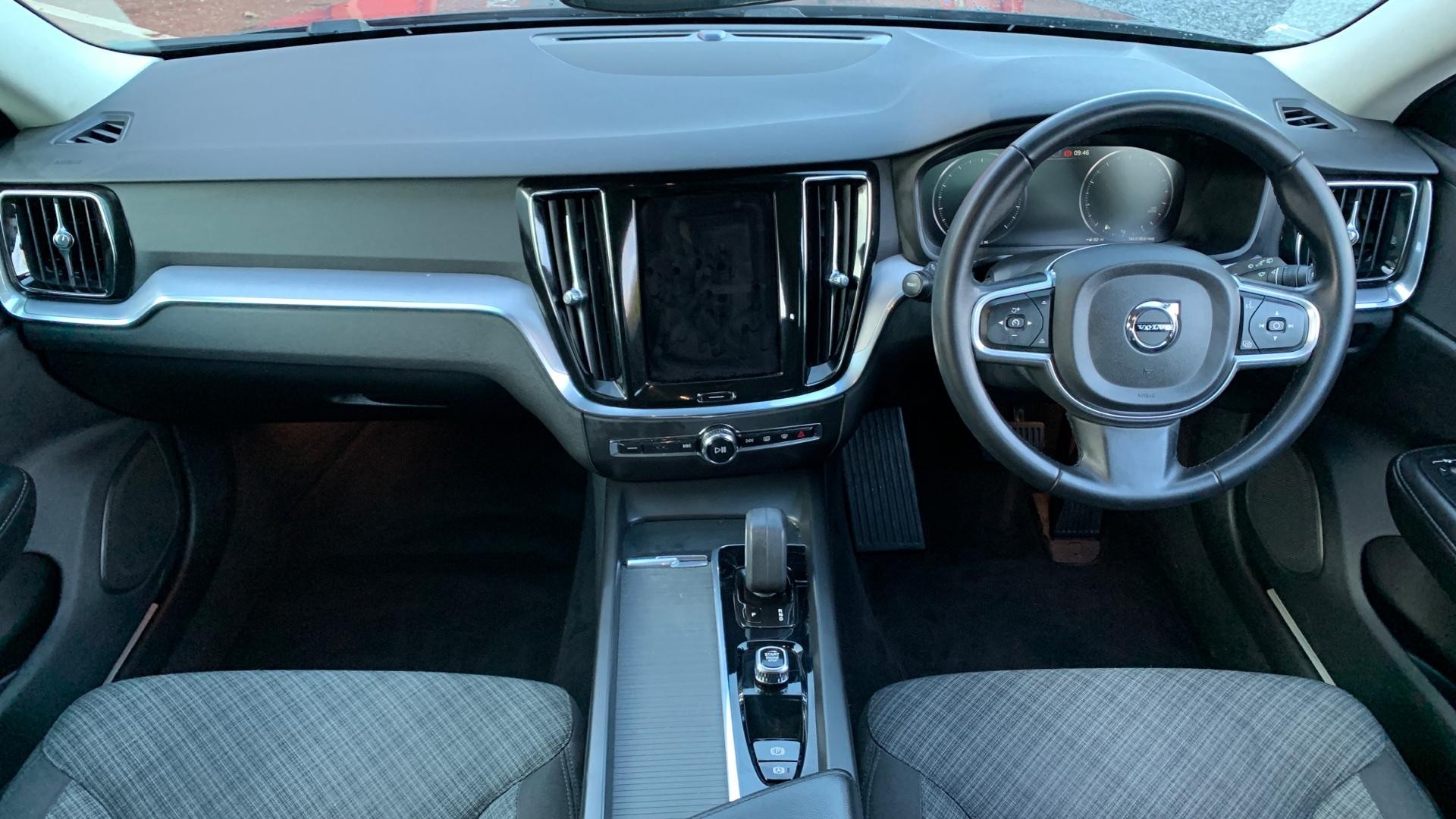 Volvo V60 Image 20