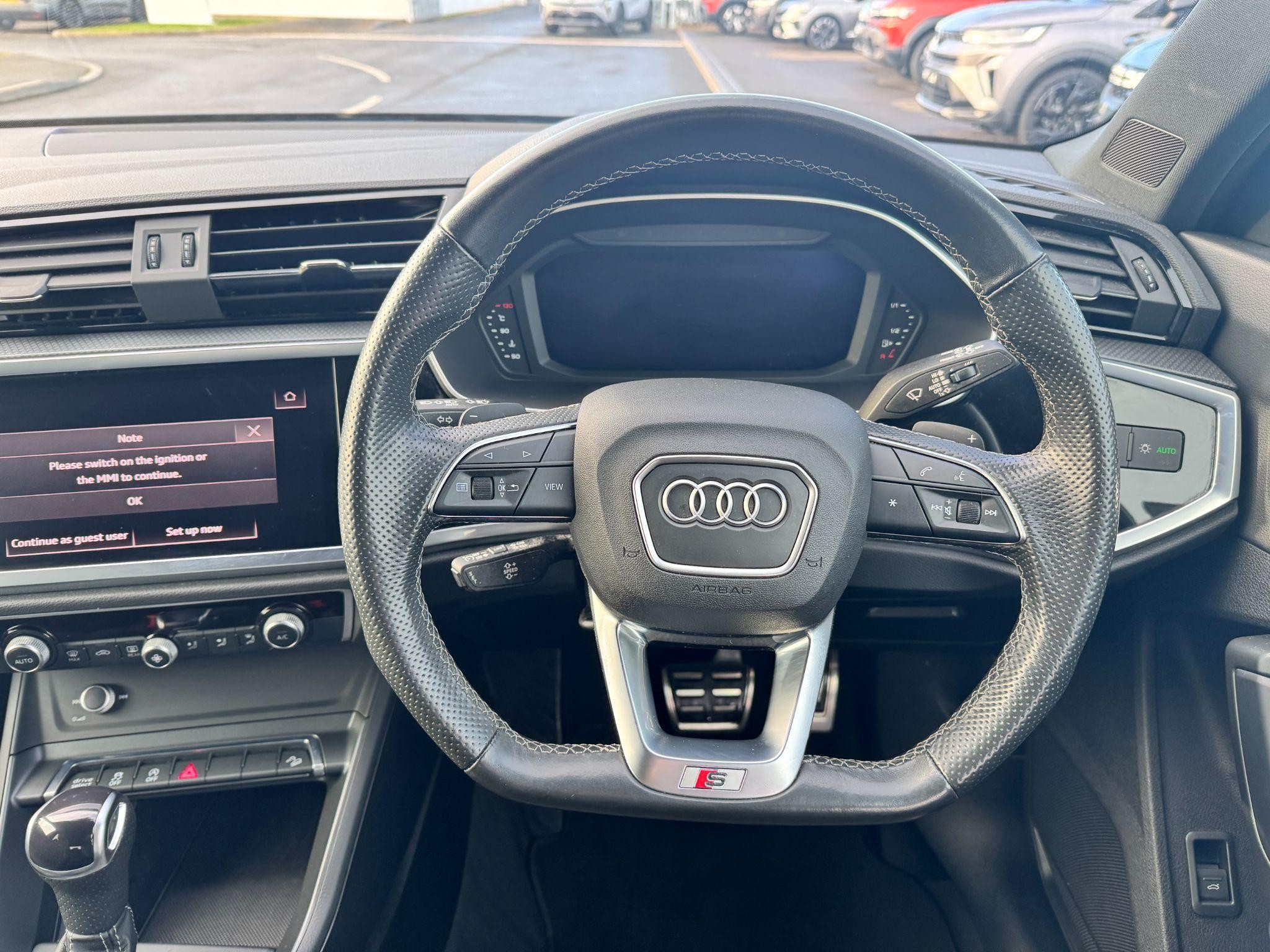 Audi Q3 Image 17