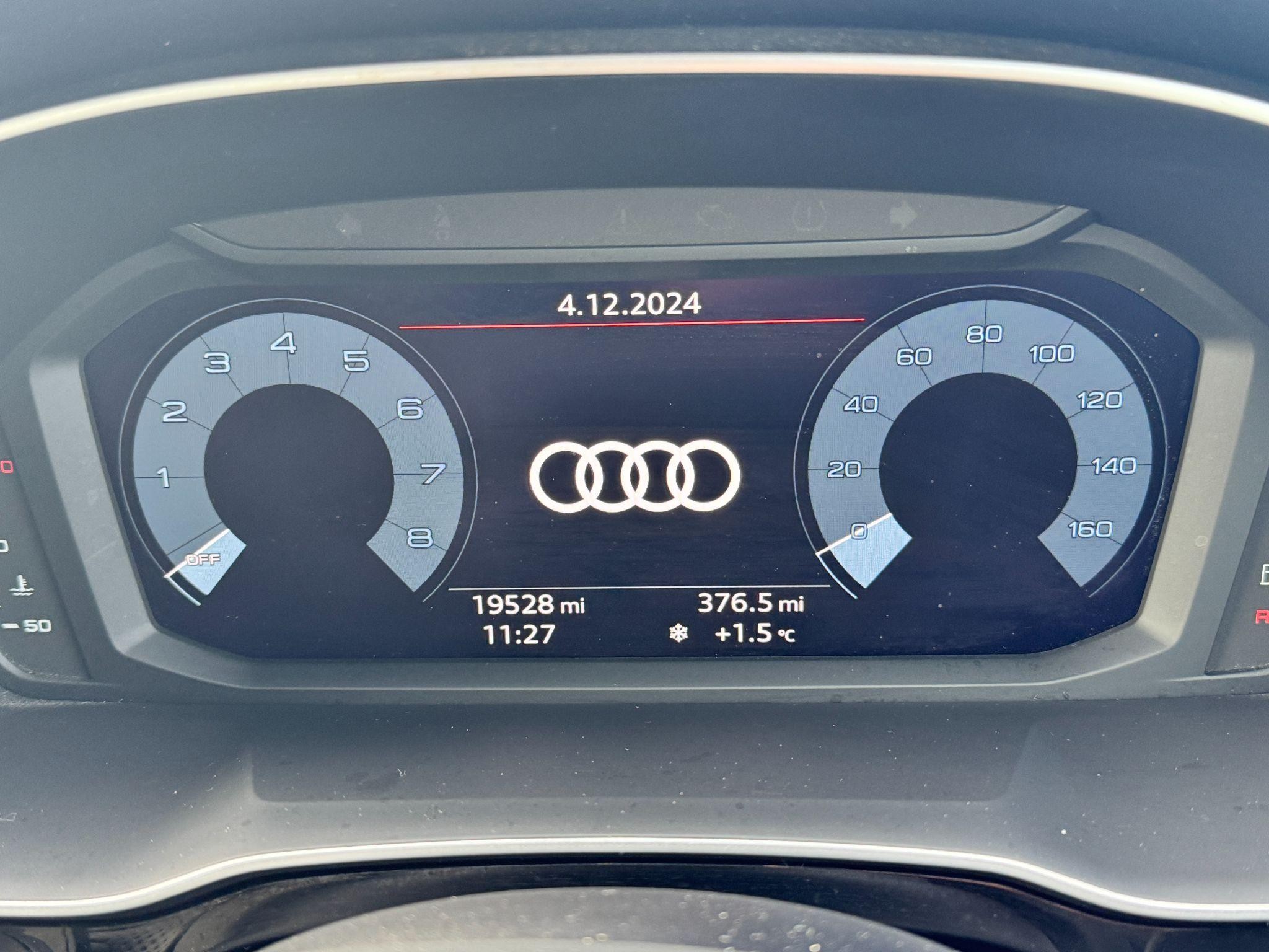 Audi Q3 Image 18