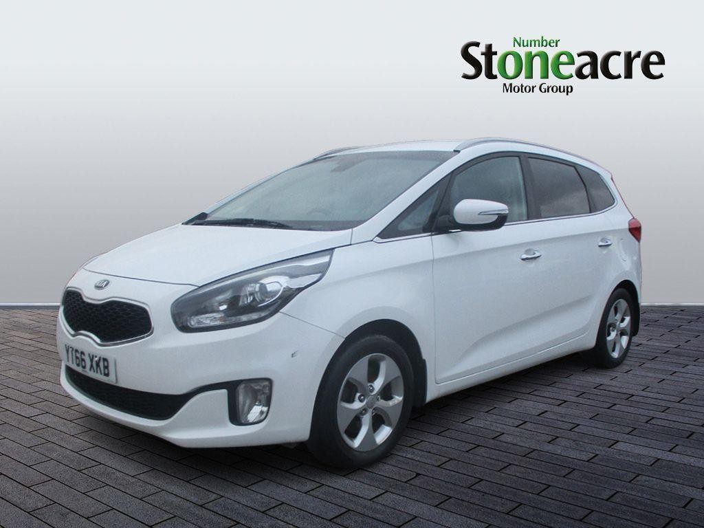 Kia Carens Image 3