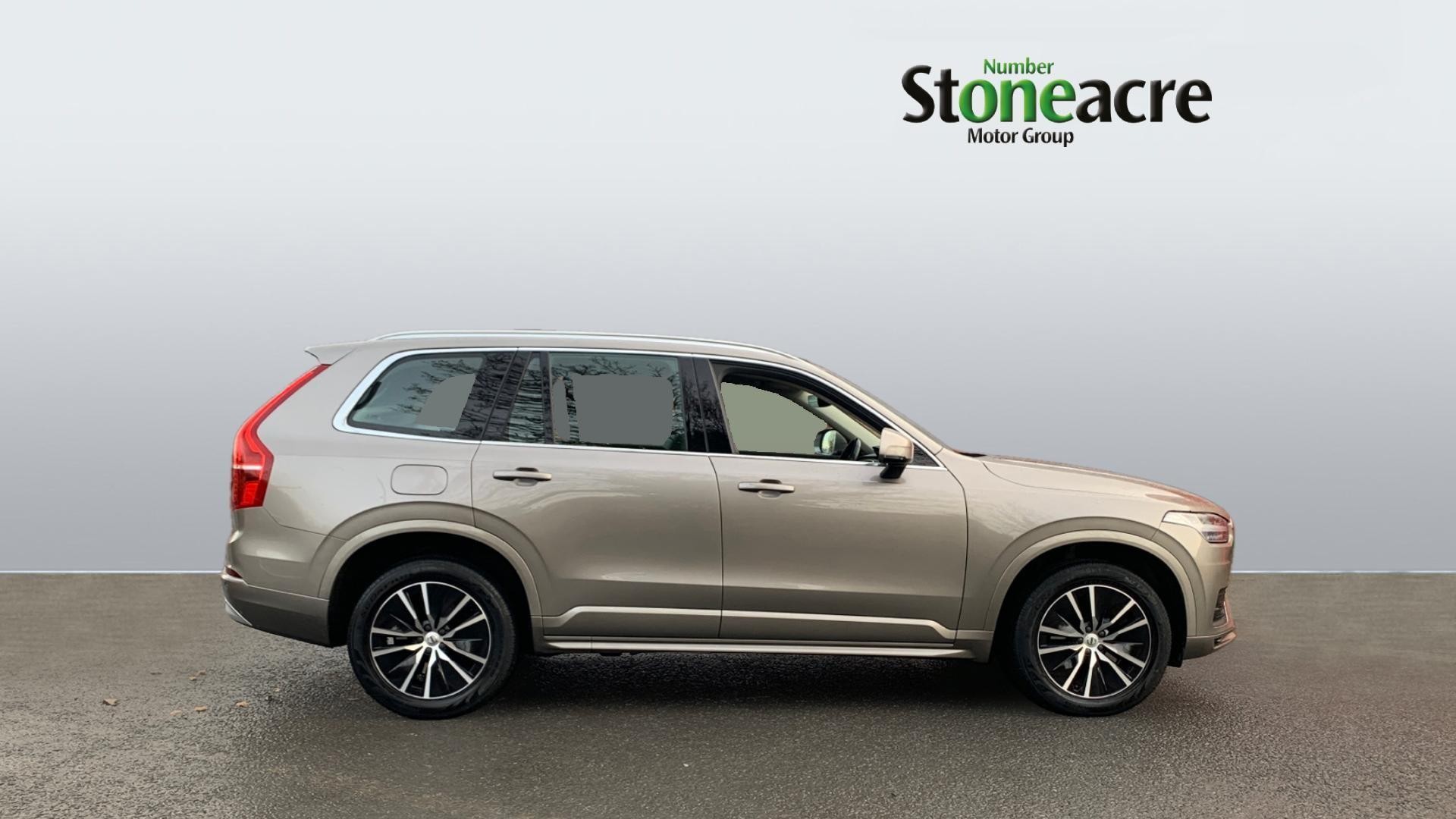 Volvo XC90 Image 3