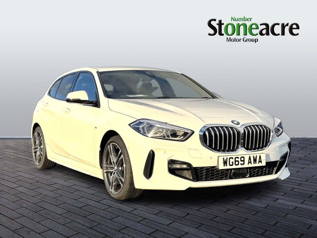 BMW 1 Series Image 1