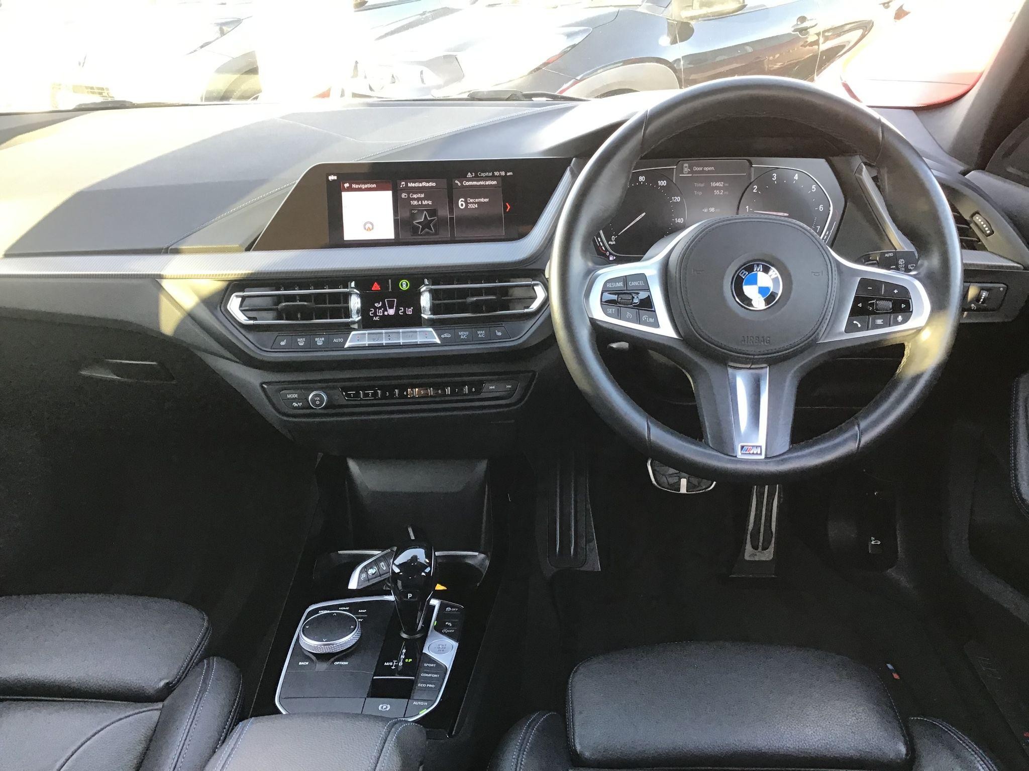 BMW 1 Series Image 12