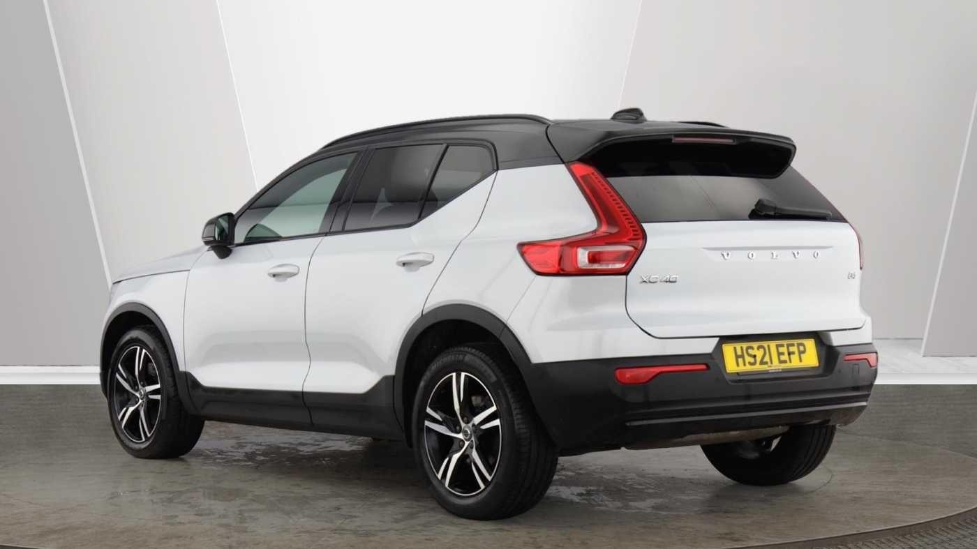 Volvo XC40 Image 2