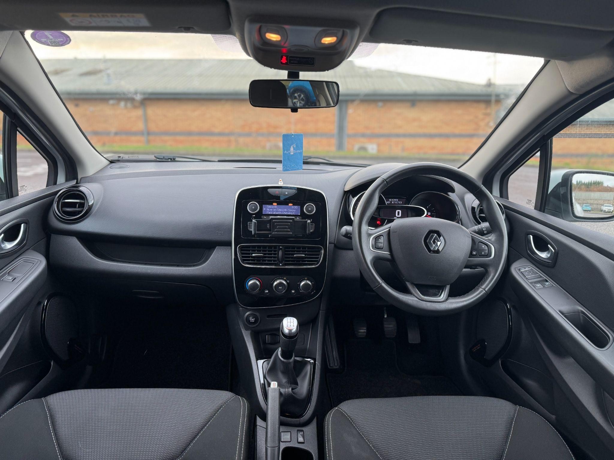 Renault Clio Image 12