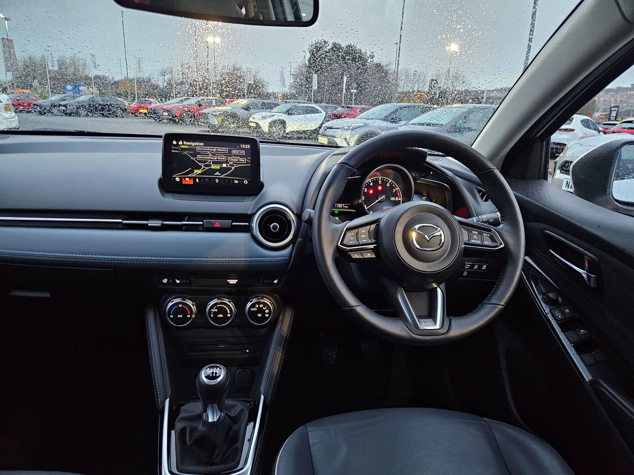 Mazda2 Image 12