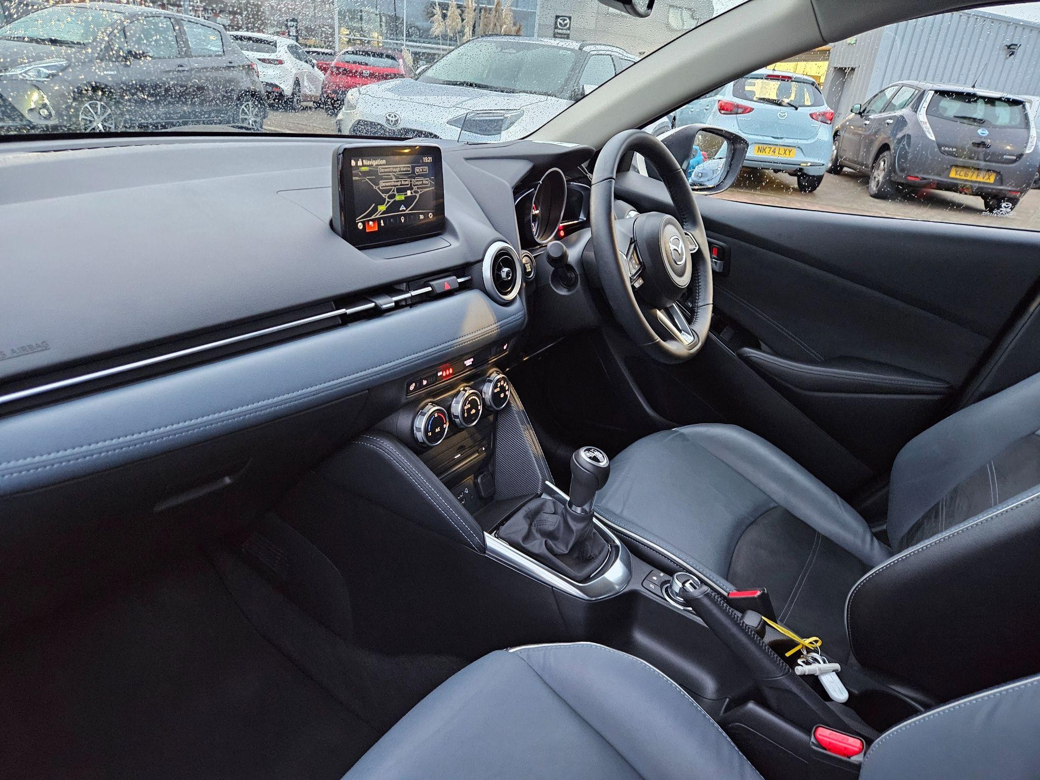 Mazda2 Image 13